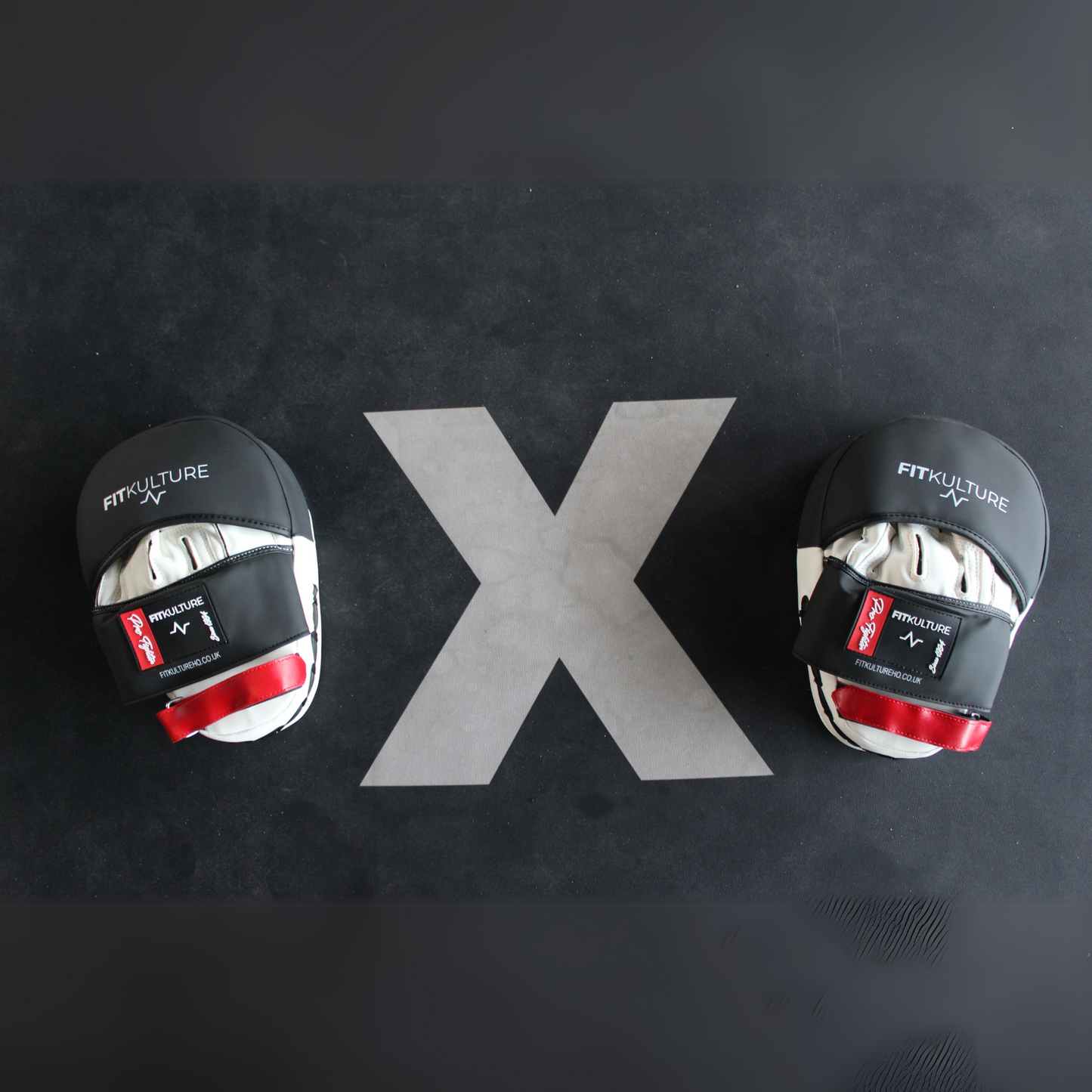Boxing Focus pads by Fitkulture, Thai pads, Focus mitts, Kickboxing pads, curved pads