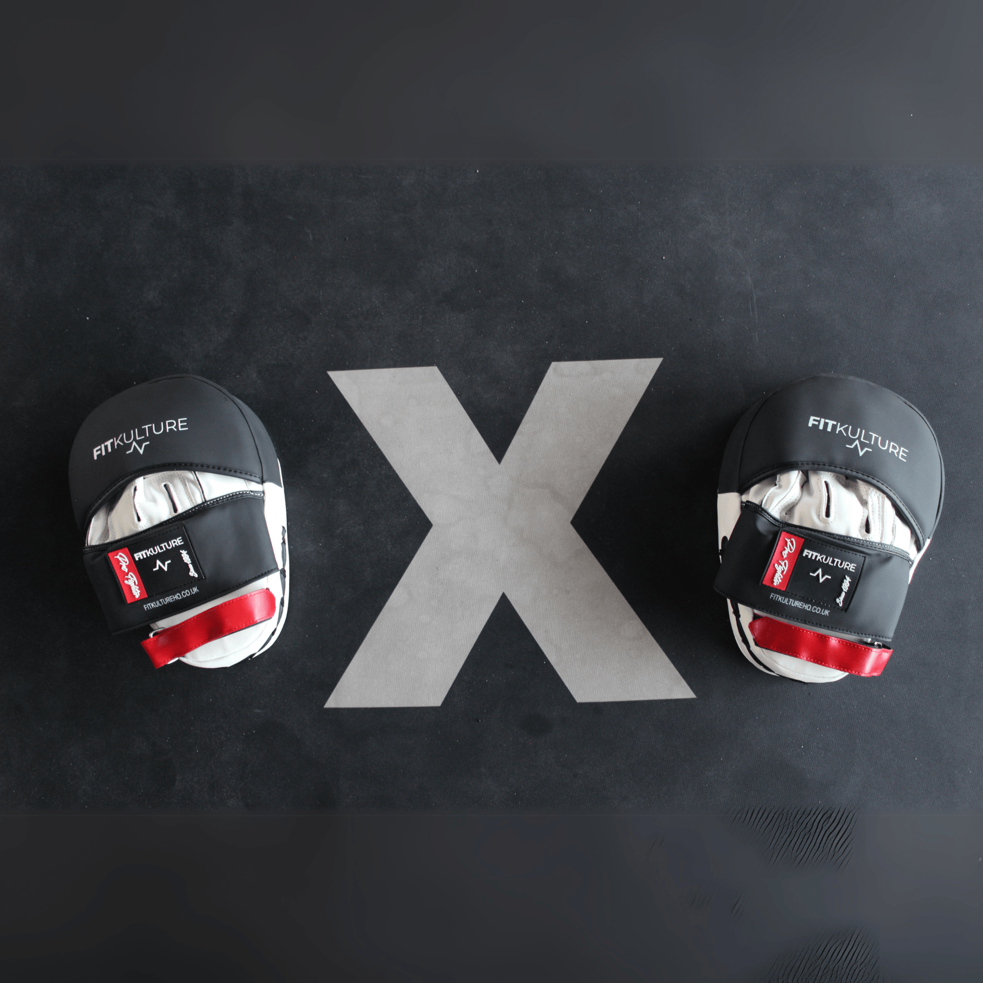 Boxing Focus pads by Fitkulture, Thai pads, Focus mitts, Kickboxing pads, curved pads - Fit Kulture HQ